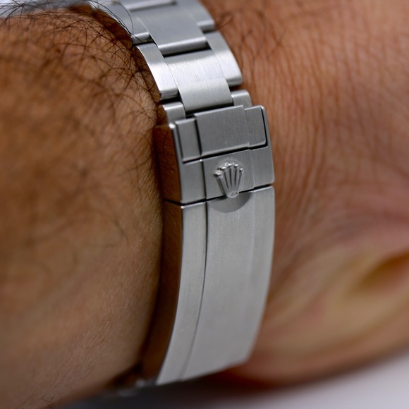 Rolex Submariner Ceramic 40mm - Picture 4 of 9